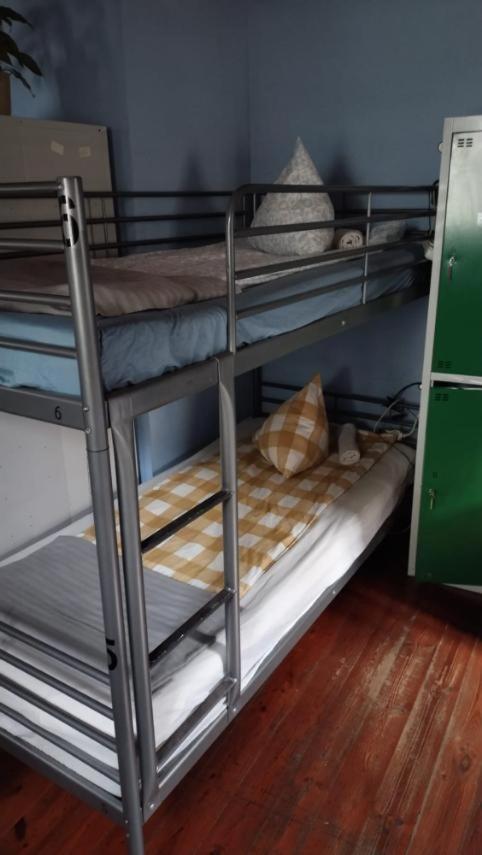Hostal Retro & Garden *