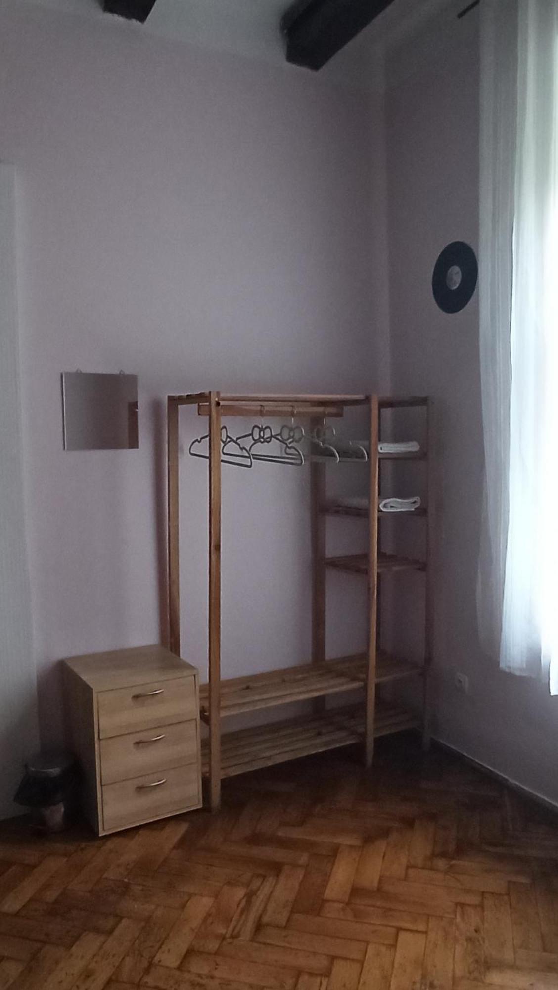 Retro & Garden Хостел Краків