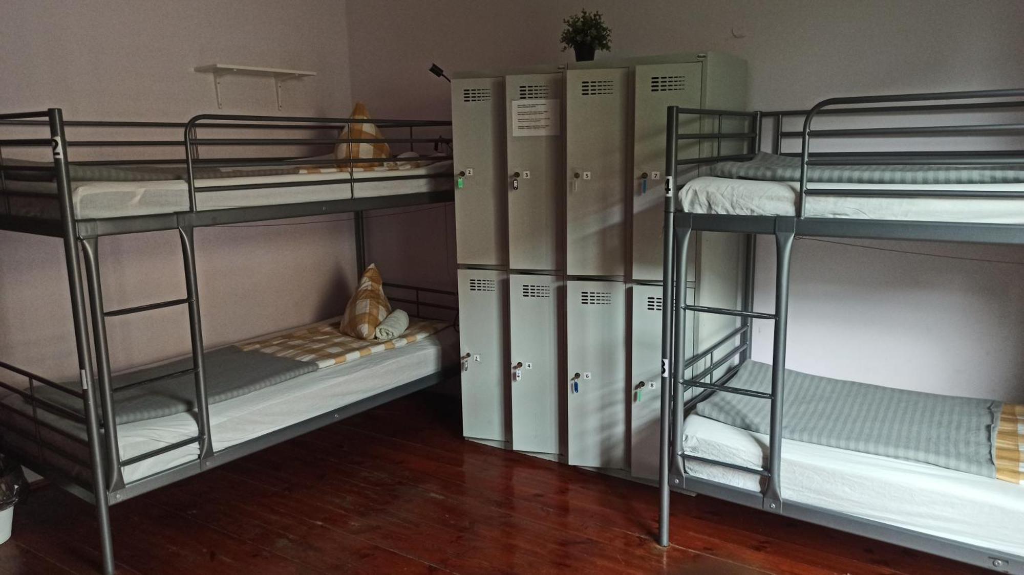 Retro & Garden Hostel